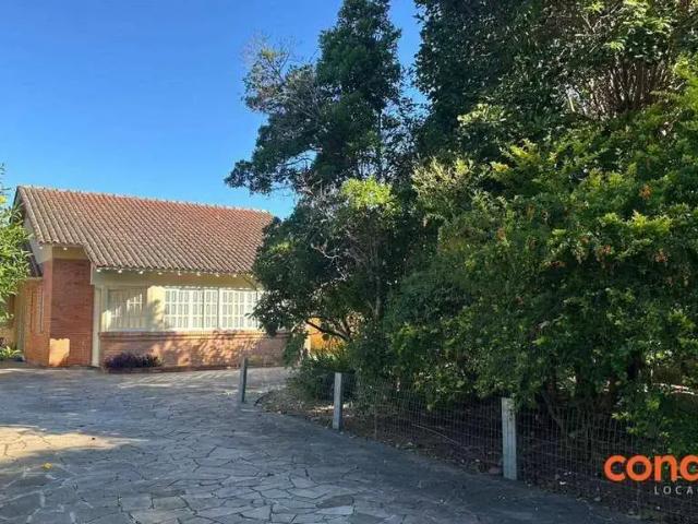 Casa / Sobrado para Locação em Porto Alegre/RS Cristal 4 Quartos