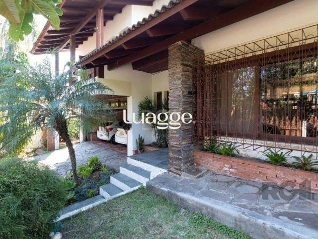 Casa / Sobrado para Locação em Porto Alegre/RS Cristal 4 Quartos