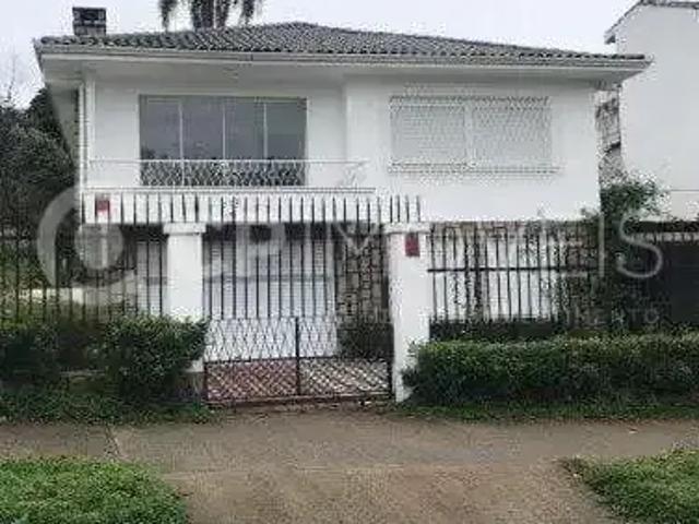 Casa / Sobrado para Locação em Porto Alegre/RS Cristo Redentor 3 Quartos