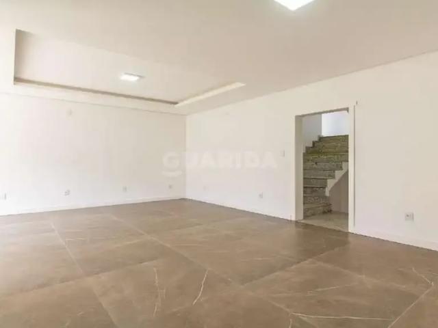 Casa / Sobrado para Locação em Porto Alegre/RS Cristo Redentor 4 Quartos