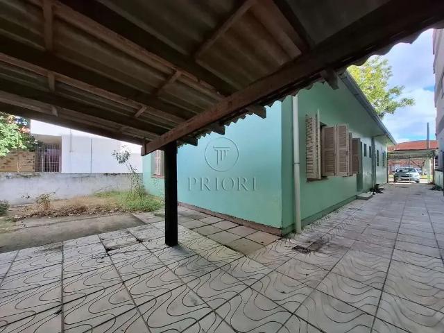 Casa / Sobrado para Locação em Porto Alegre/RS Anchieta 2 Quartos