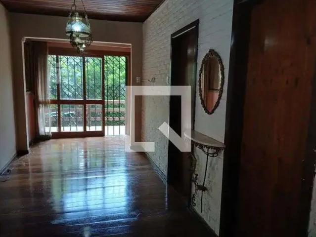 Casa / Sobrado para Locação em Porto Alegre/RS Alto Petrópolis 4 Quartos