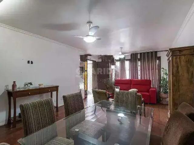 Casa / Sobrado para Locação em Porto Alegre/RS Alto Petrópolis 4 Quartos