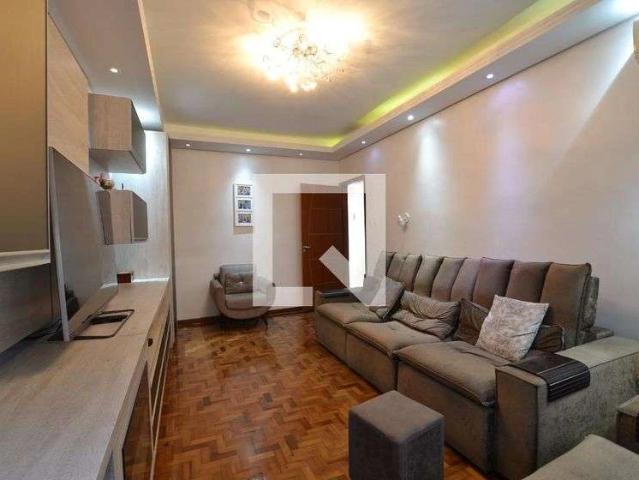 Casa / Sobrado para Locação em Porto Alegre/RS Azenha 4 Quartos