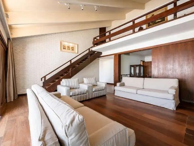 Casa / Sobrado para Locação em Porto Alegre/RS Boa Vista 3 Quartos
