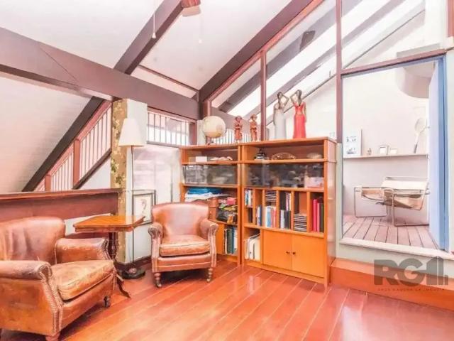 Casa / Sobrado para Locação em Porto Alegre/RS Boa Vista 5 Quartos