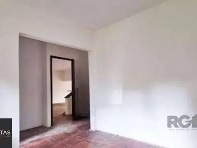Casa / Sobrado para Locação em Porto Alegre/RS Bela Vista 4 Quartos