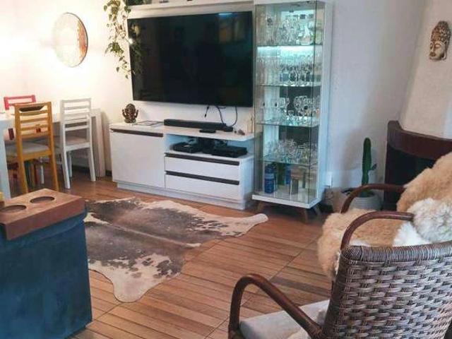 Casa / Sobrado para Locação em Porto Alegre/RS Guarujá 4 Quartos