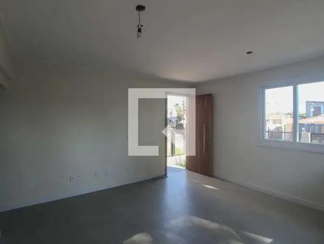 Casa / Sobrado para Locação em Porto Alegre/RS Guarujá 3 Quartos