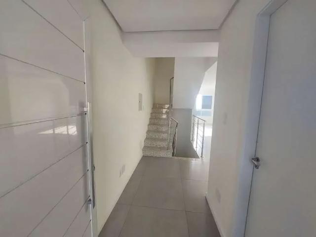 Casa / Sobrado para Locação em Porto Alegre/RS Espírito Santo 3 Quartos