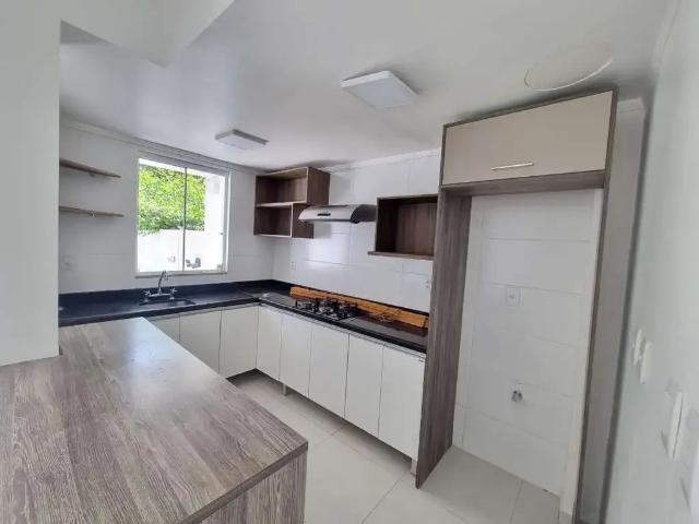 Casa / Sobrado para Locação em Porto Alegre/RS Espírito Santo 3 Quartos