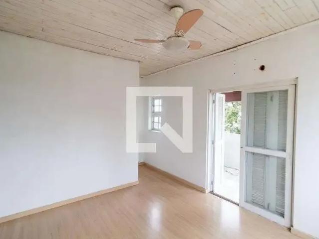 Casa / Sobrado para Locação em Porto Alegre/RS Espírito Santo 2 Quartos