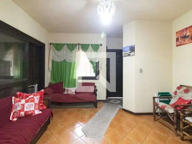 Casa / Sobrado para Locação em Porto Alegre/RS Espírito Santo 4 Quartos