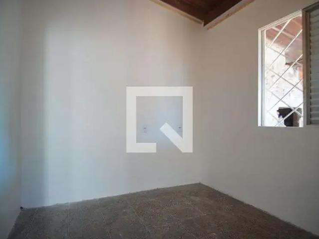 Casa / Sobrado para Locação em Porto Alegre/RS Farrapos 2 Quartos