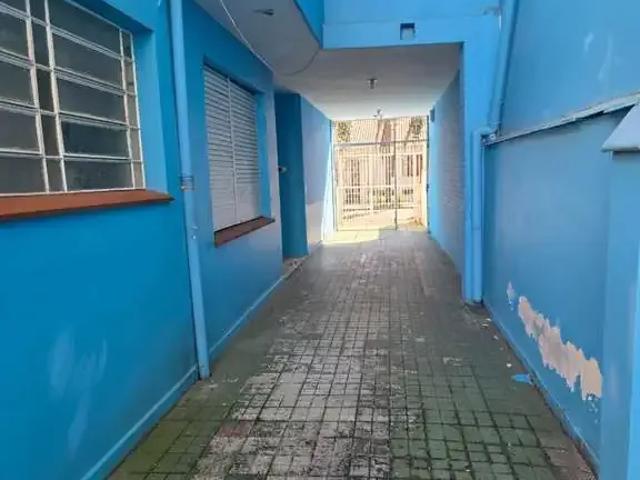 Casa / Sobrado para Locação em Porto Alegre/RS Floresta 4 Quartos