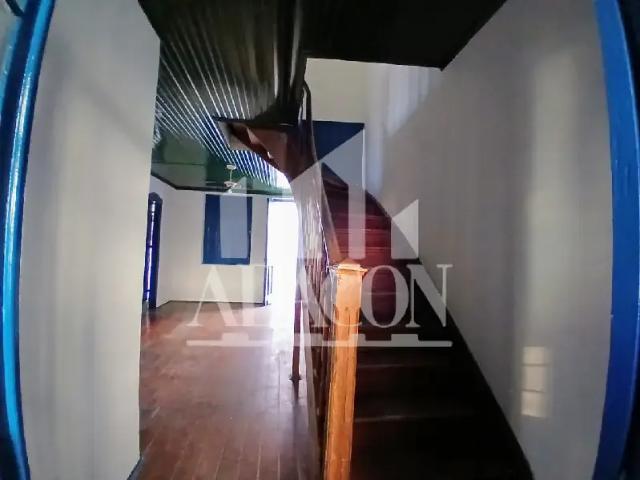Casa / Sobrado para Locação em Porto Alegre/RS Floresta 5 Quartos