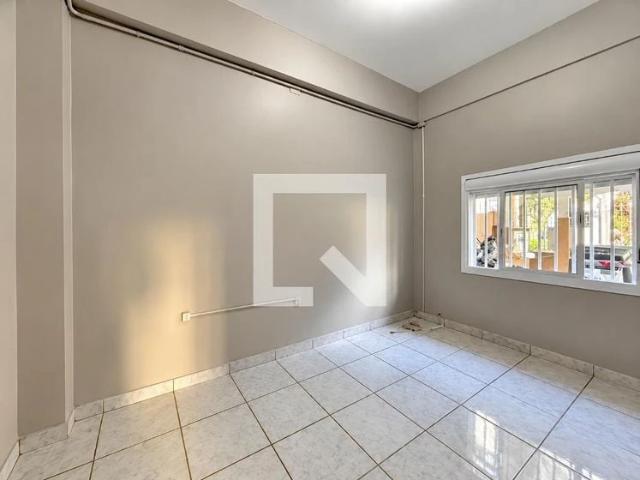 Casa / Sobrado para Locação em Porto Alegre/RS Higienópolis 2 Quartos