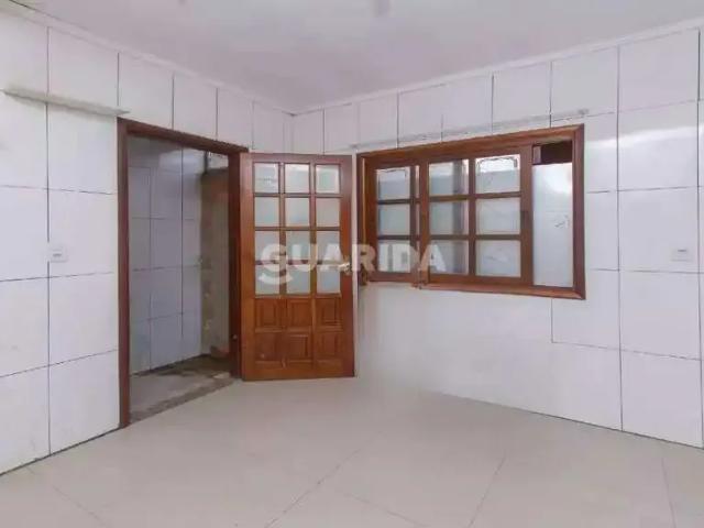 Casa / Sobrado para Locação em Porto Alegre/RS Hípica 2 Quartos