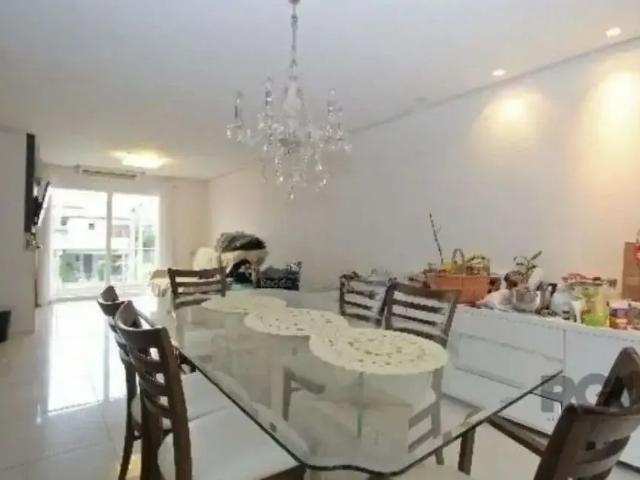 Casa / Sobrado para Locação em Porto Alegre/RS Hípica 3 Quartos