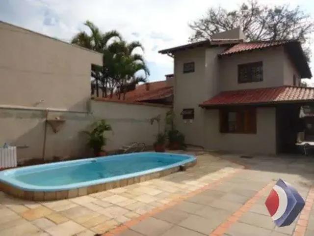 Casa / Sobrado para Locação em Porto Alegre/RS Ipanema 4 Quartos