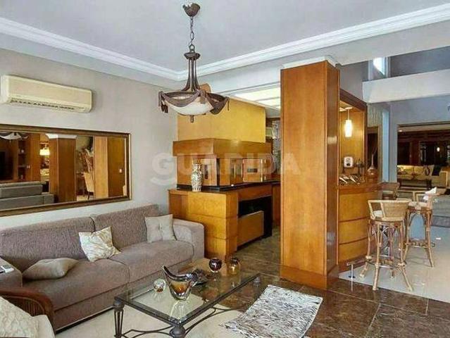 Casa / Sobrado para Locação em Porto Alegre/RS Ipanema 4 Quartos