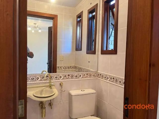 Casa / Sobrado para Locação em Porto Alegre/RS Ipanema 4 Quartos