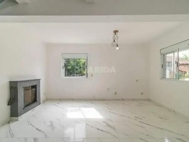 Casa / Sobrado para Locação em Porto Alegre/RS Ipanema 2 Quartos