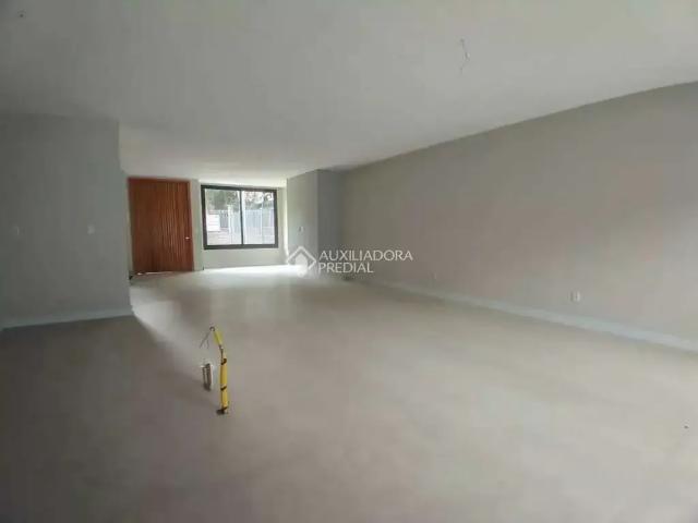 Casa / Sobrado para Locação em Porto Alegre/RS Ipanema 3 Quartos