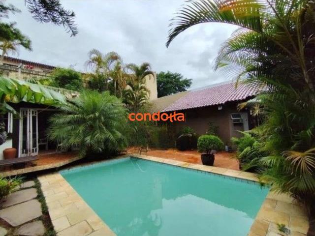 Casa / Sobrado para Locação em Porto Alegre/RS Ipanema 3 Quartos