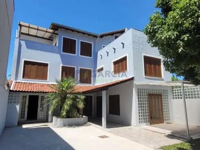 Casa / Sobrado para Locação em Porto Alegre/RS Ipanema 3 Quartos