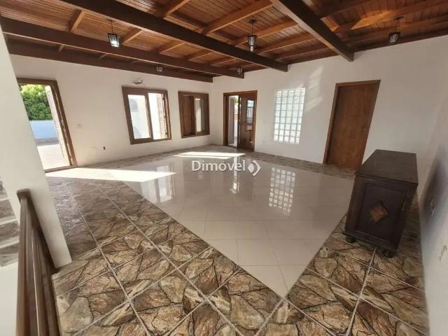 Casa / Sobrado para Locação em Porto Alegre/RS Ipanema 3 Quartos