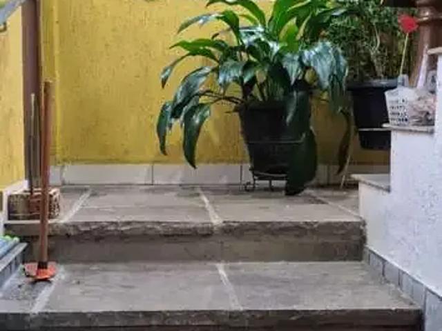 Casa / Sobrado para Locação em Porto Alegre/RS Jardim Carvalho 2 Quartos
