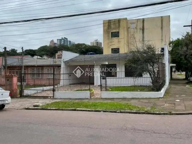 Casa / Sobrado para Locação em Porto Alegre/RS Jardim do Salso 2 Quartos
