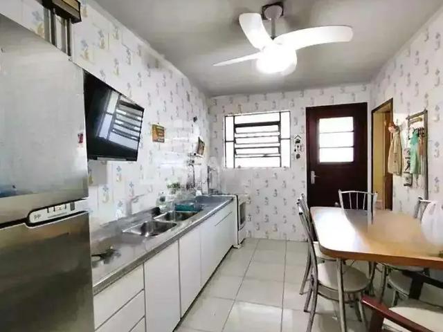Casa / Sobrado para Locação em Porto Alegre/RS Jardim do Salso 3 Quartos