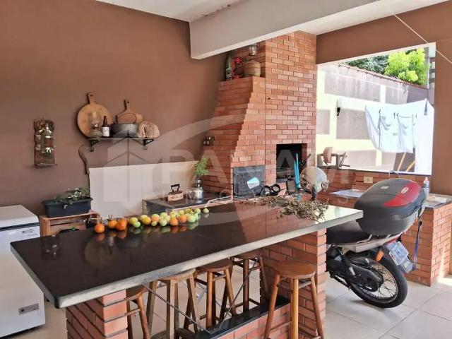 Casa / Sobrado para Locação em Porto Alegre/RS Jardim Floresta 3 Quartos