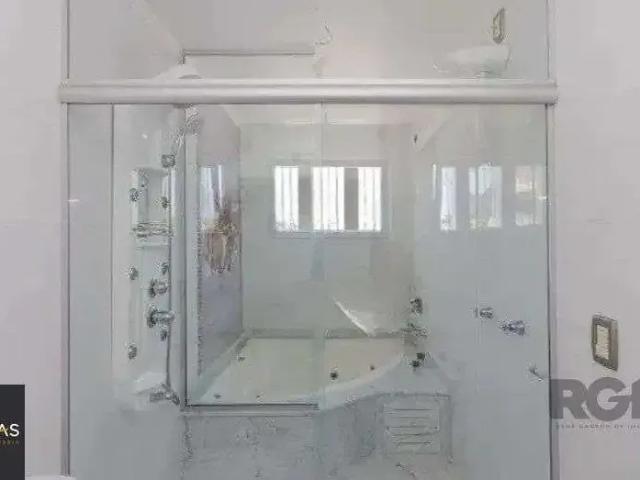 Casa / Sobrado para Locação em Porto Alegre/RS Jardim Itu 4 Quartos