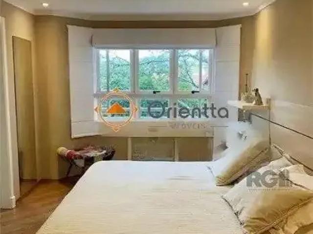 Casa / Sobrado para Locação em Porto Alegre/RS Jardim Itu 4 Quartos