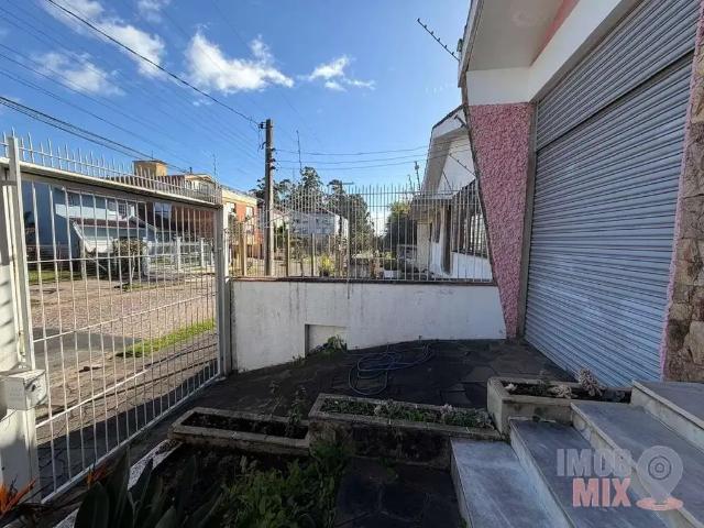 Casa / Sobrado para Locação em Porto Alegre/RS Jardim Itu Sabará 3 Quartos