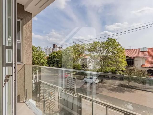 Casa / Sobrado para Locação em Porto Alegre/RS Jardim Itu Sabará 3 Quartos