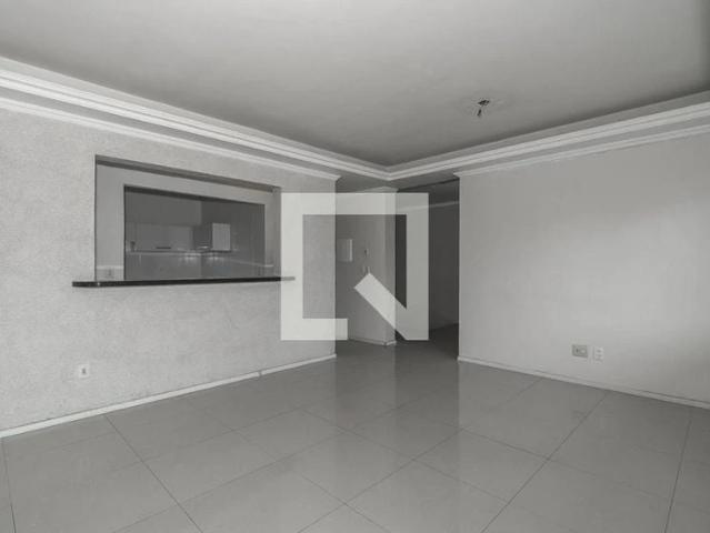 Casa / Sobrado para Locação em Porto Alegre/RS Jardim Itu Sabará 3 Quartos