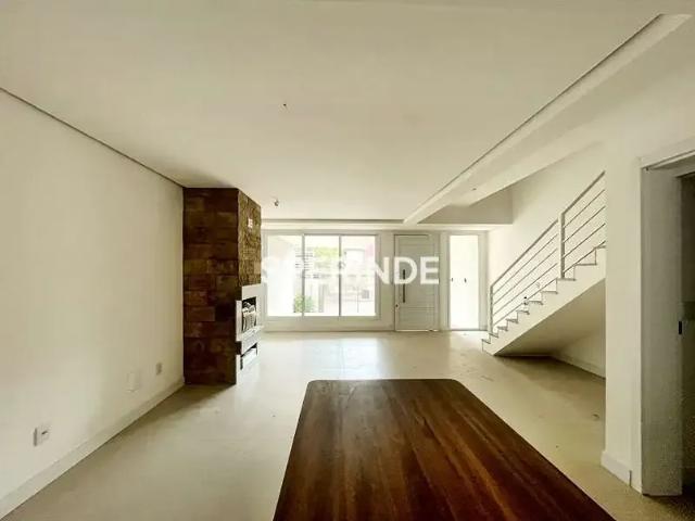 Casa / Sobrado para Locação em Porto Alegre/RS Jardim Itu Sabará 3 Quartos