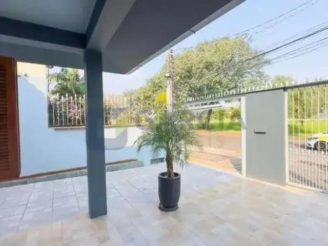 Casa / Sobrado para Locação em Porto Alegre/RS Jardim Itu Sabará 4 Quartos