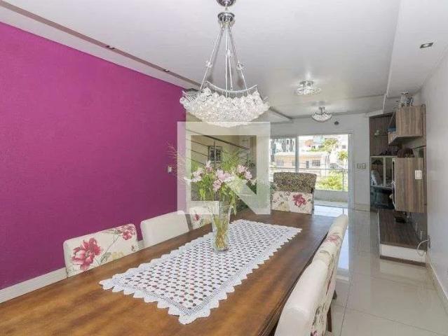 Casa / Sobrado para Locação em Porto Alegre/RS Jardim Itu Sabará 4 Quartos