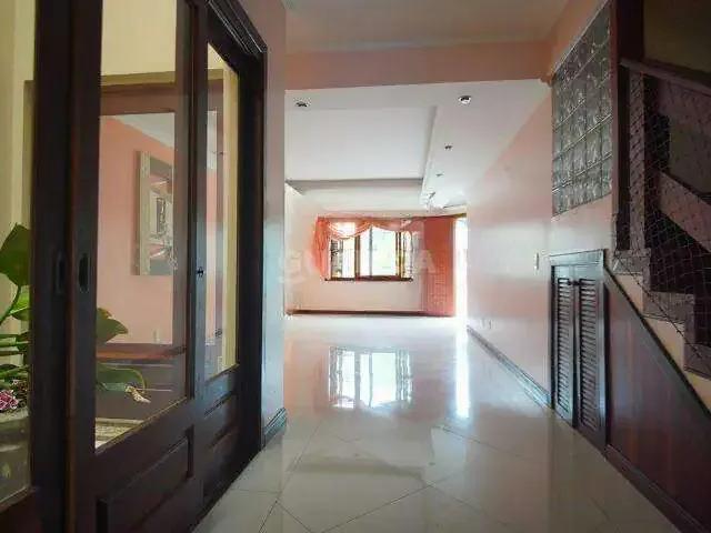 Casa / Sobrado para Locação em Porto Alegre/RS Jardim Itu Sabará 4 Quartos