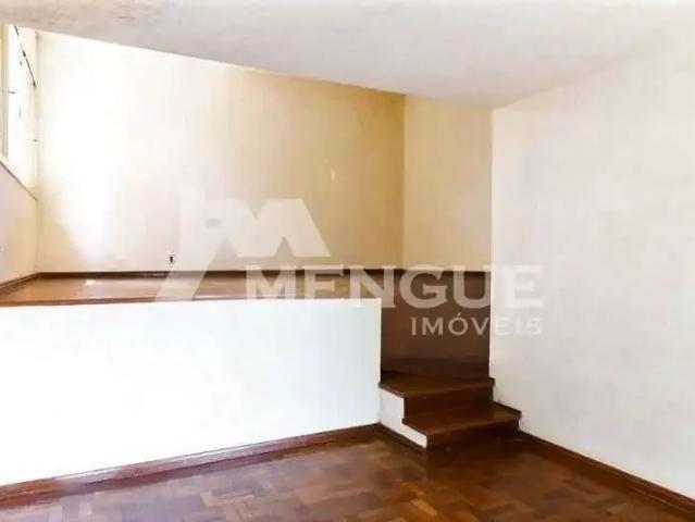 Casa / Sobrado para Locação em Porto Alegre/RS Jardim Itu Sabará 5 Quartos