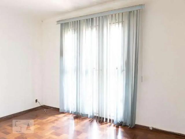 Casa / Sobrado para Locação em Porto Alegre/RS Jardim Itu Sabará 5 Quartos