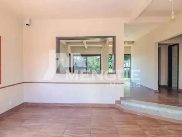 Casa / Sobrado para Locação em Porto Alegre/RS Jardim Leopoldina 4 Quartos