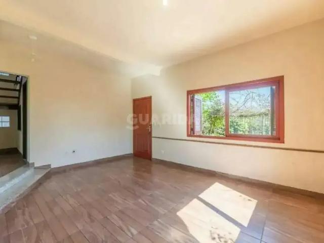 Casa / Sobrado para Locação em Porto Alegre/RS Santana 4 Quartos