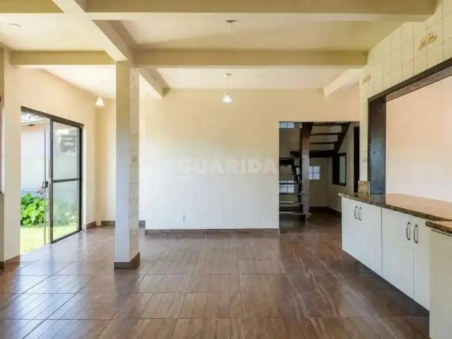 Casa / Sobrado para Locação em Porto Alegre/RS Santana 4 Quartos