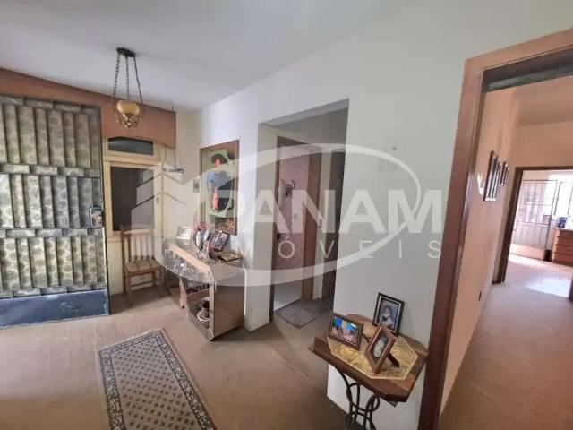 Casa / Sobrado para Locação em Porto Alegre/RS Jardim Lindóia 3 Quartos